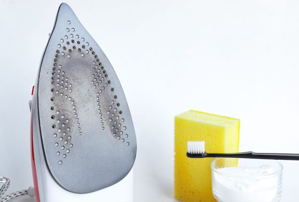 как очистить утюг от нагара