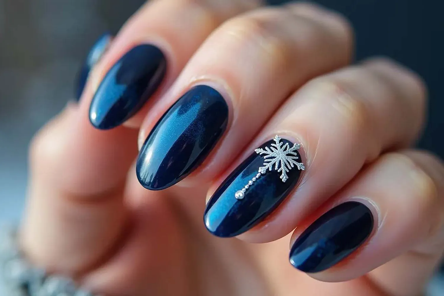 дизайн зимового манікюру
