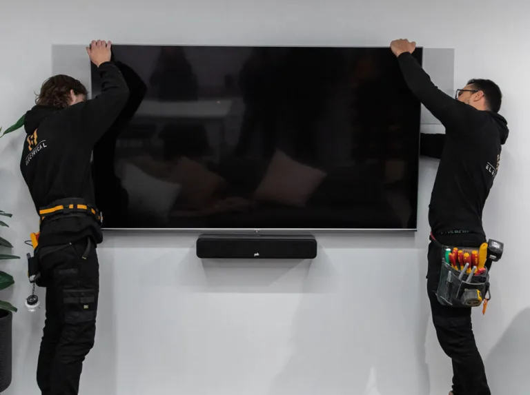 болти для кріплення телевізора