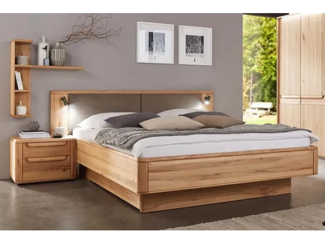 деревяні ліжка