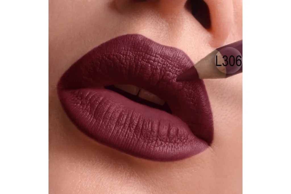 олівець для губ від Miss Claire